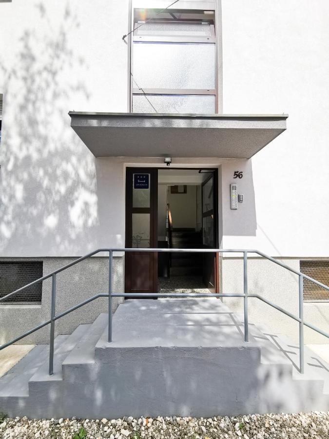 Sea Star Apartment Πούλα Εξωτερικό φωτογραφία